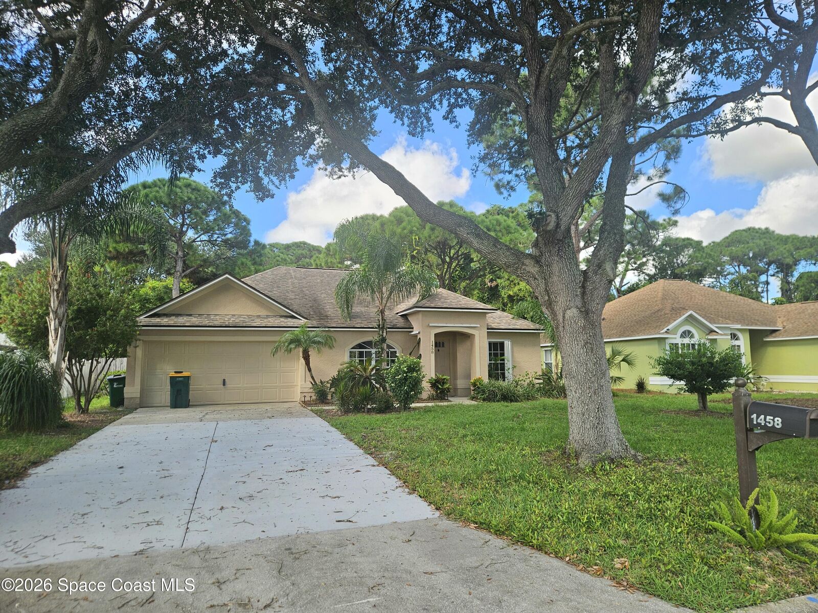Property Photo: 1458 California Drive FL 32940