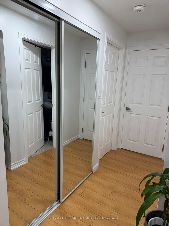 Property Photo:  214 Blair Creek Drive  ON N2P 0G2 