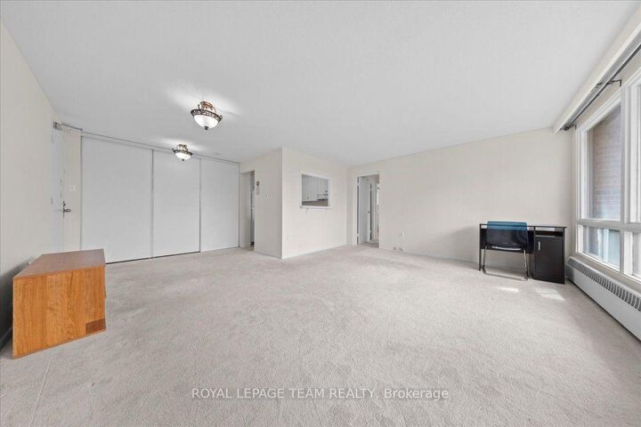Property Photo:  3100 Carling Avenue 412  ON K2B 6J6 