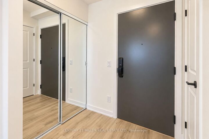 Property Photo:  335 Wheat Boom Drive 508  ON L6H 7Y1 