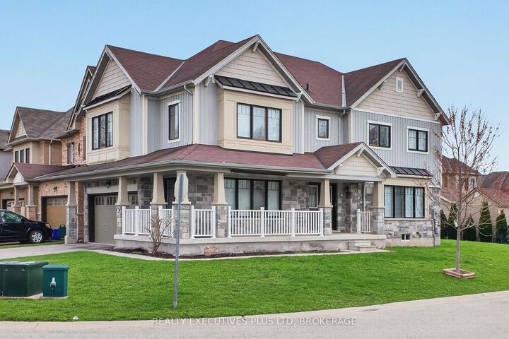Property Photo:  7829 Buckeye Crescent  ON L2H 0P1 