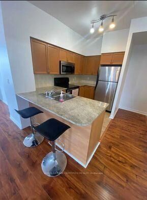 Property Photo:  388 Prince Of Wales Drive 1604  ON L5B 0A1 
