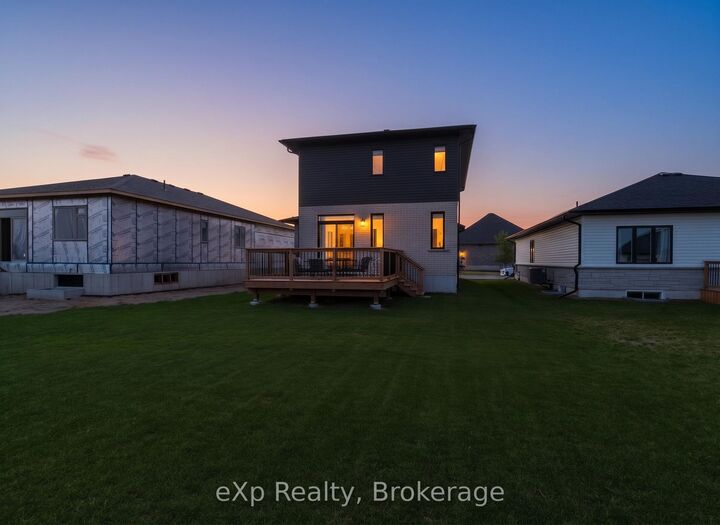 Photo de la propriété:  289 Mary Rose Avenue  ON N0H 2C3 