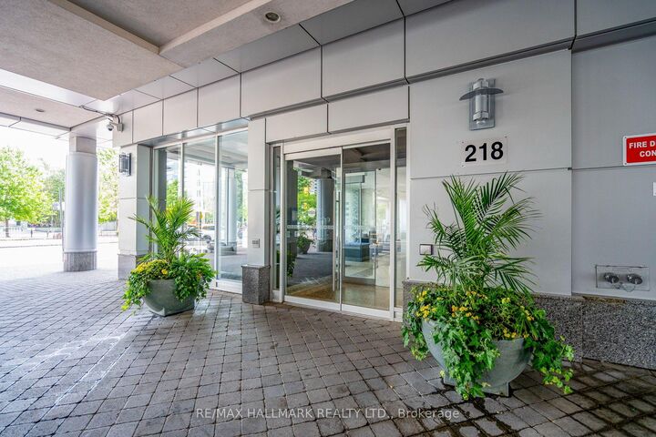 Property Photo:  218 Queens Quay W 402  ON M5J 2Y6 