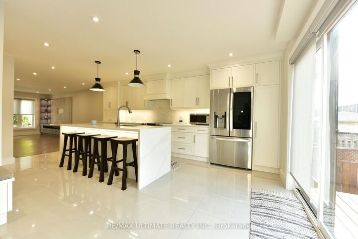 Property Photo:  42 Viella Street  ON M6N 5C8 