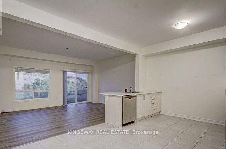 Property Photo:  16 Bradbury Road W  ON L8J 0L1 