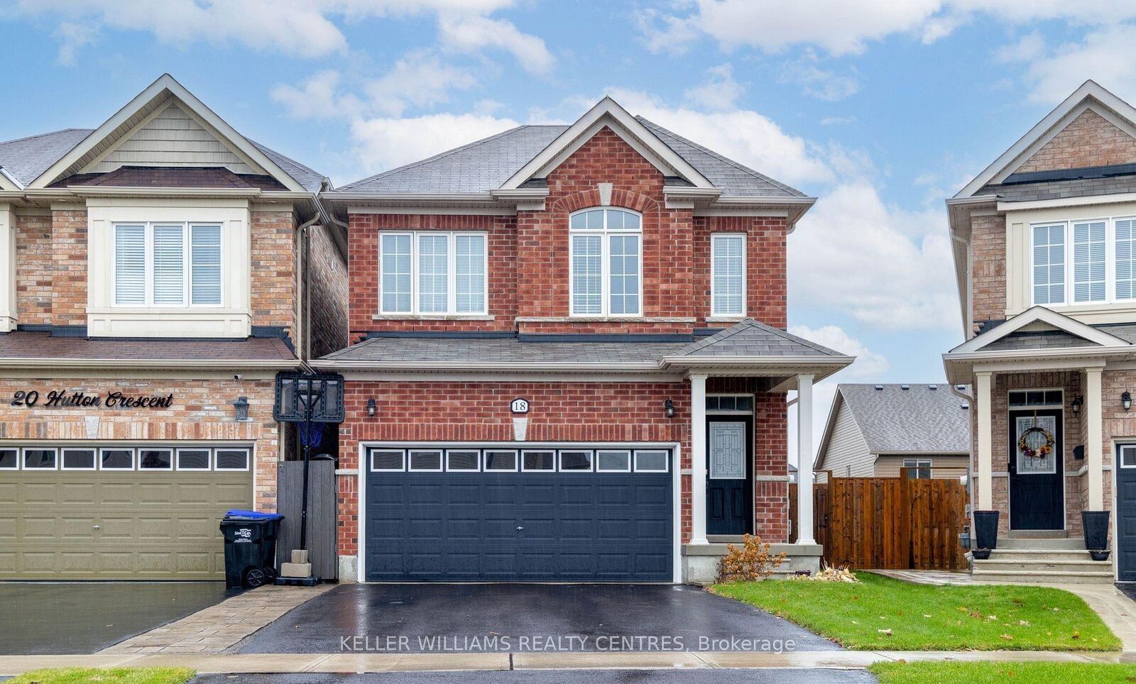 Property Photo:  18 Hutton Crescent  ON L0M 1B6 