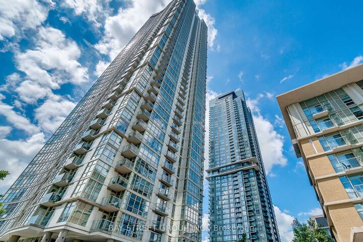 Property Photo:  35 Mariner Terrace 3703  ON M5V 3V9 