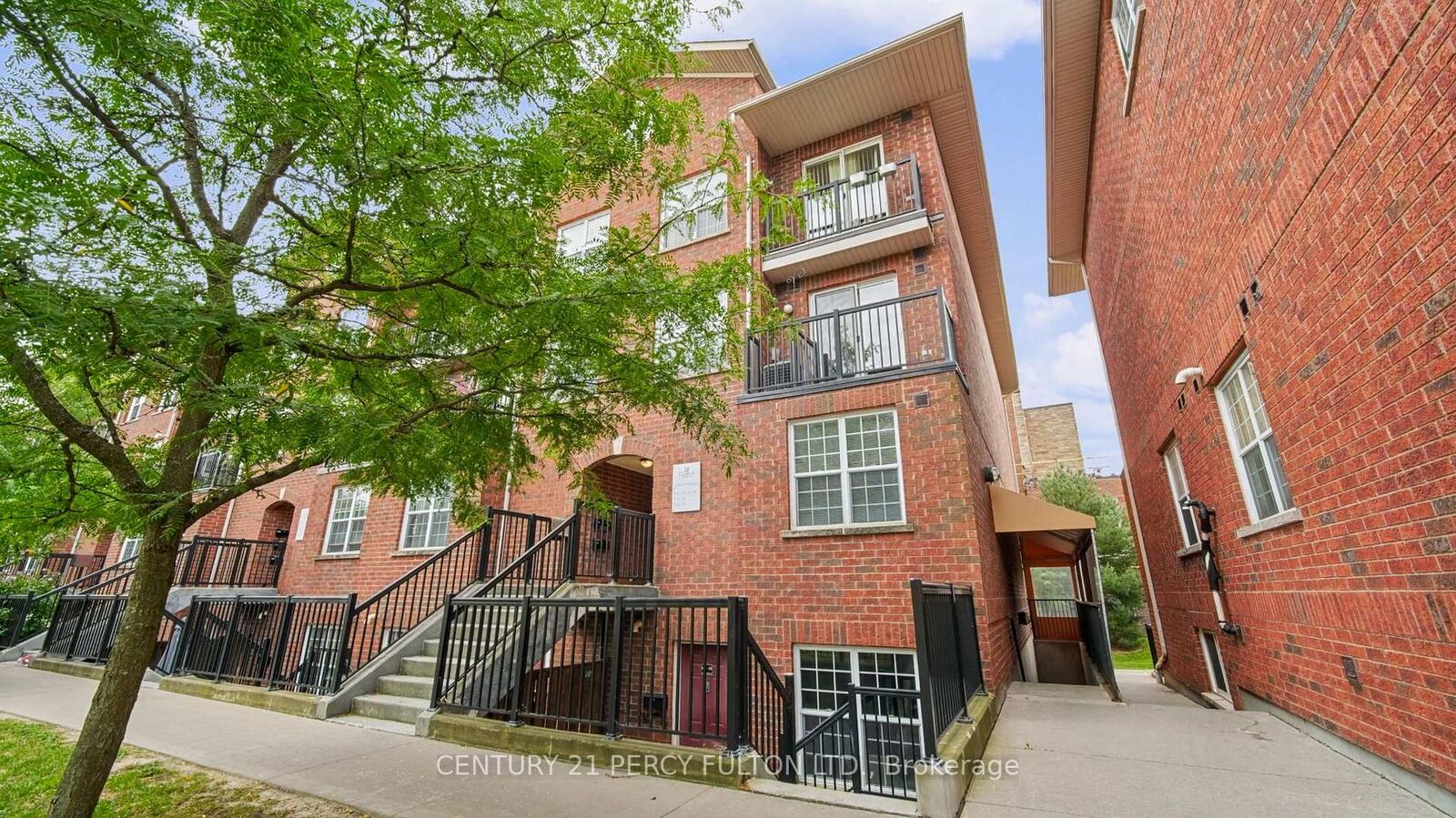 Property Photo:  45 Strangford Lane 101  ON M1L 0E5 