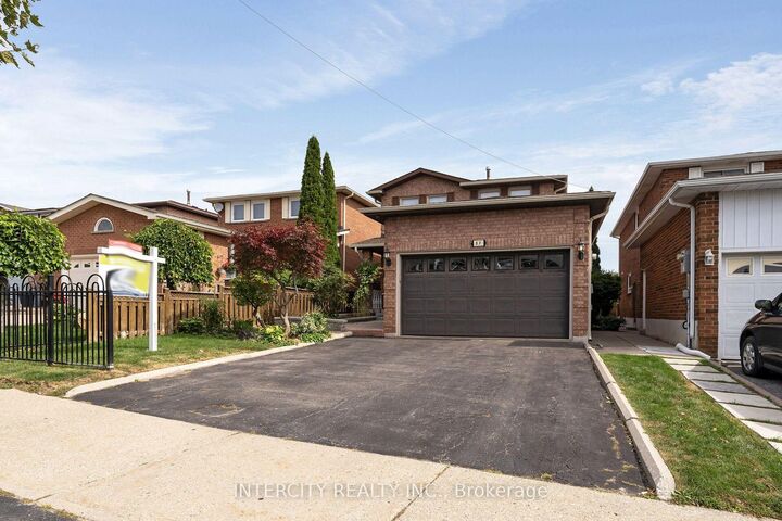 Property Photo:  57 Kaiser Drive  ON L4L 3V2 