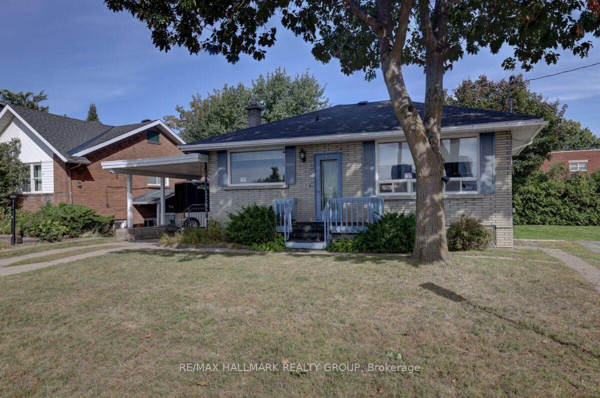 Property Photo:  23 Wright Street  ON K1K 2C8 