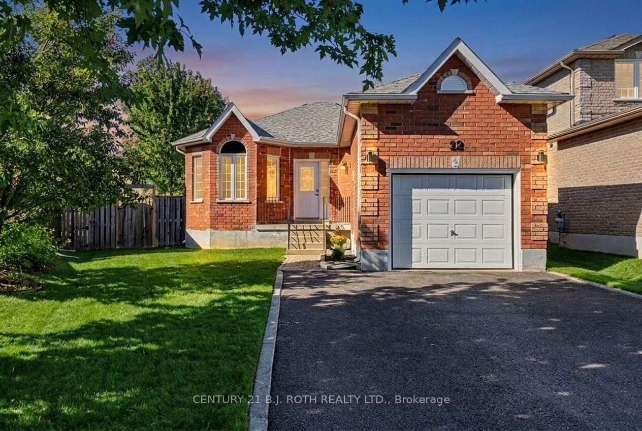 Photo de la propriété: 12 Lamont Crescent ON L4N 2G8
