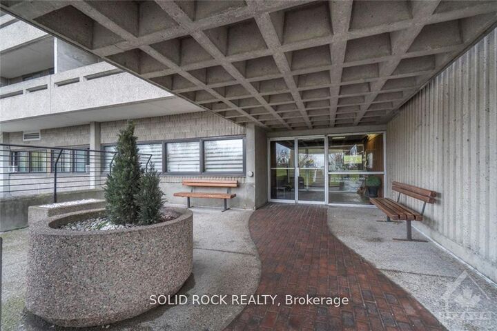 Property Photo:  415 Greenview Avenue N 309  ON K2B 8G5 