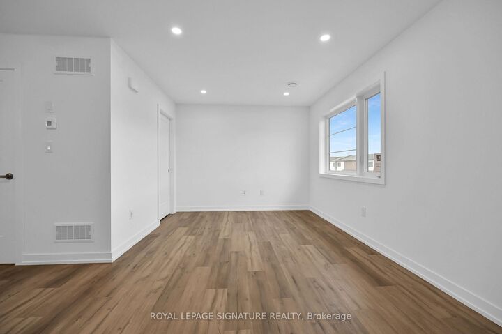 Property Photo:  4263 Fourth Avenue 331  ON L2E 0C2 