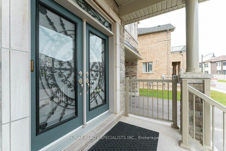 Property Photo:  7 Grierson Trail Upper  ON L8B 1Z7 
