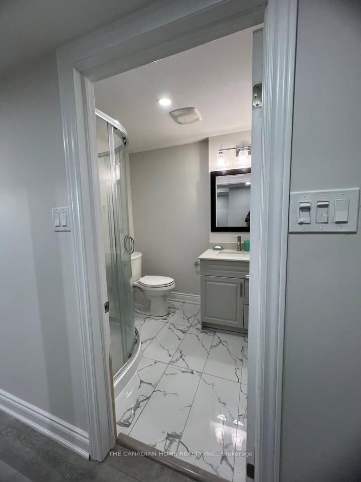 Property Photo:  50 Monaco Court W  ON L7A 1X4 