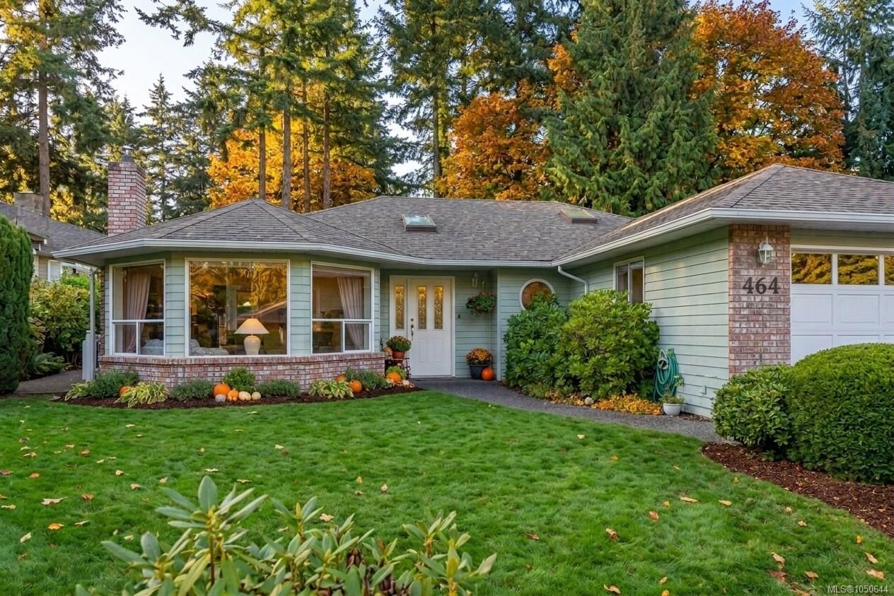 Property Photo:  464 Quatsino Rd  BC V9K 1B5 