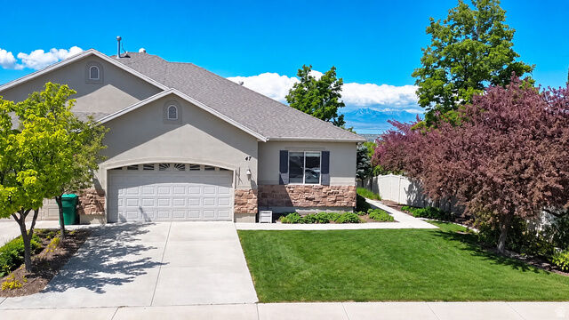 Property Photo: 47 N 970 W UT 84057