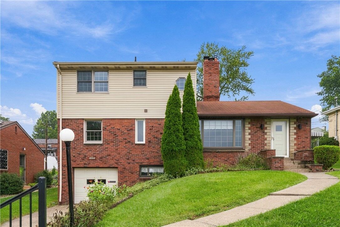 Property Photo: 4358 E Brightview Ave PA 15227
