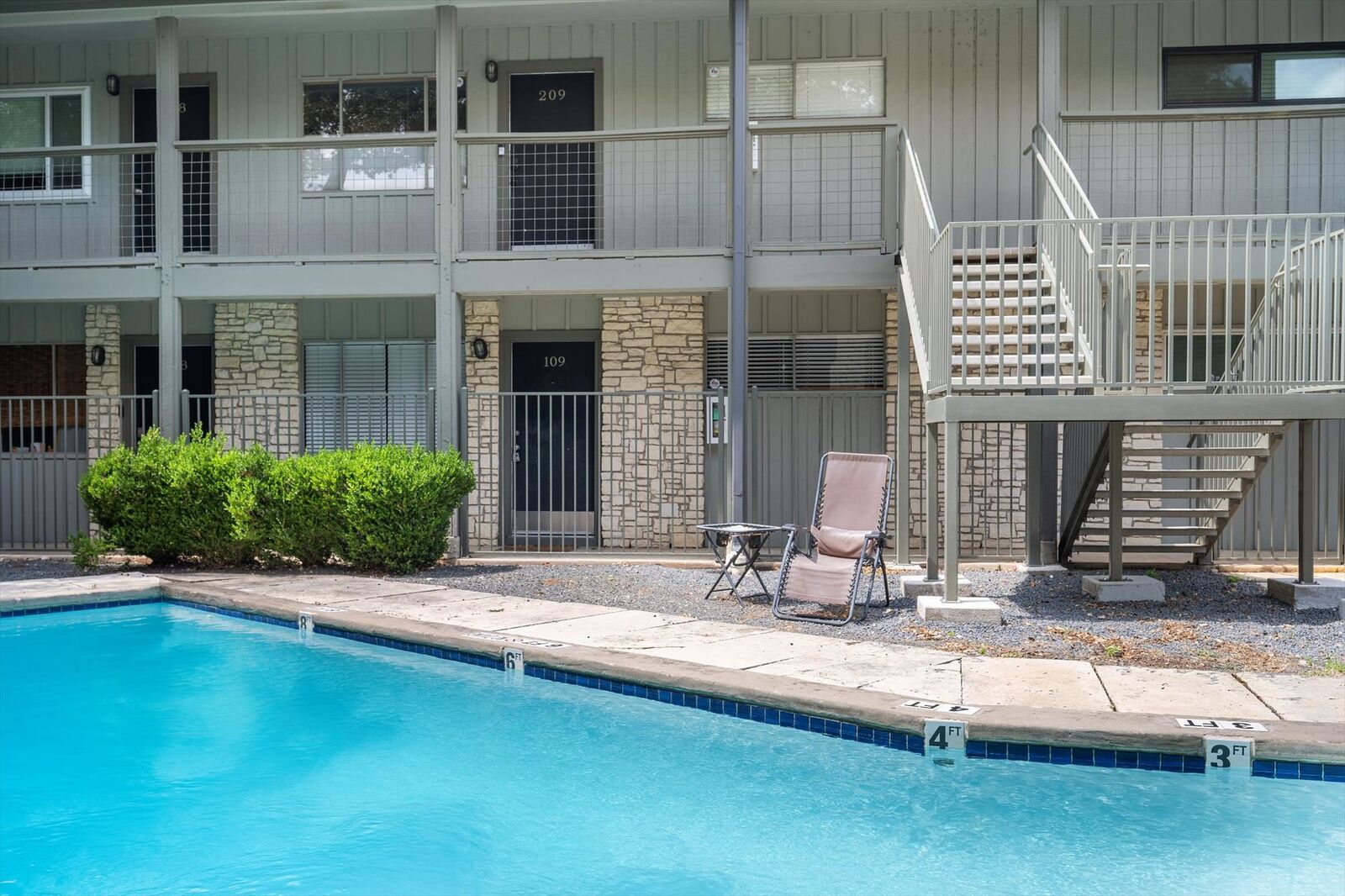 Property Photo:  2303 East Side Drive 109  TX 78704 