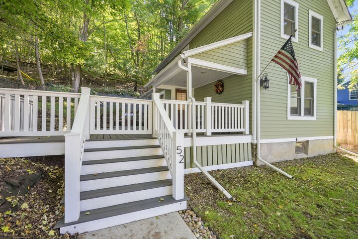 Property Photo:  52 Evans Street  NY 13903 