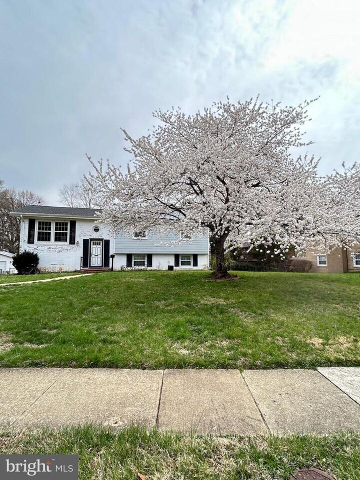 Property Photo: 6717 Anthony Street VA 22306