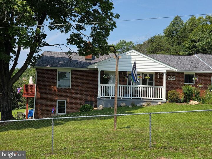 Property Photo: 223 Stotelmyer Lane WV 25405