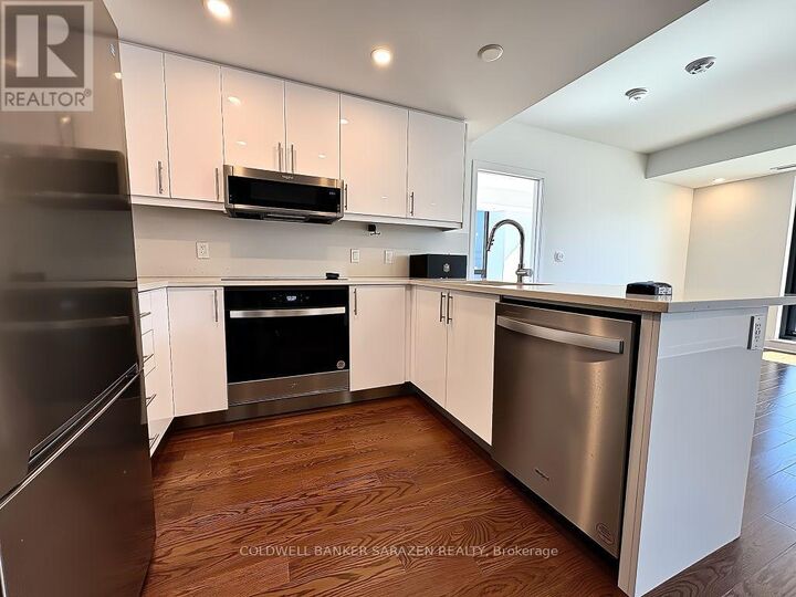 Property Photo: 180 George Street 2307 ON K1N 0G8