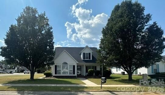 Property Photo:  2001 Hemby Commons Corner  NC 28079 
