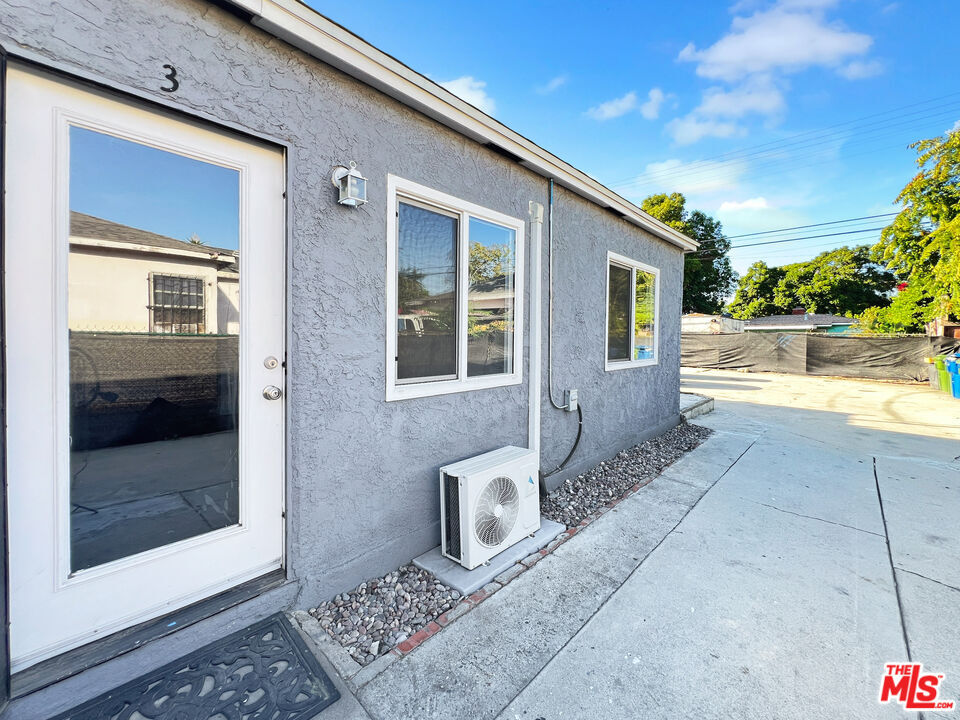 Property Photo: 813 E Imperial Hwy, Unit 3 CA 90059