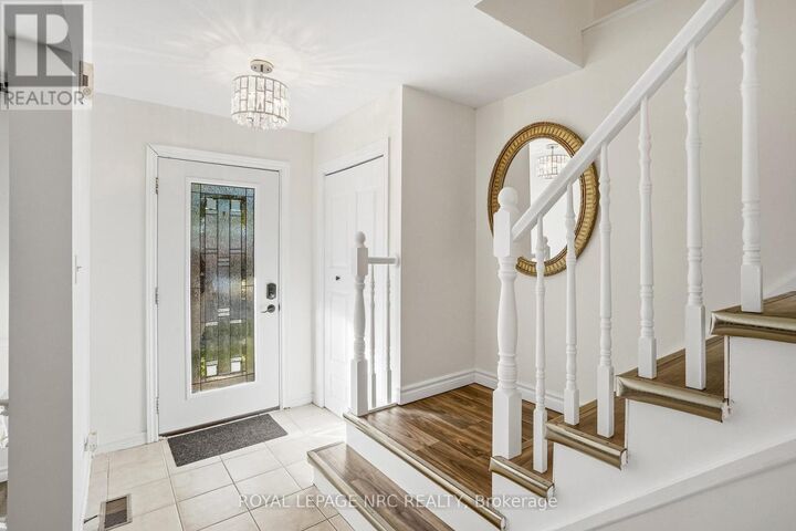 Property Photo:  6033 Wildrose Crescent  ON L2G 7T2 