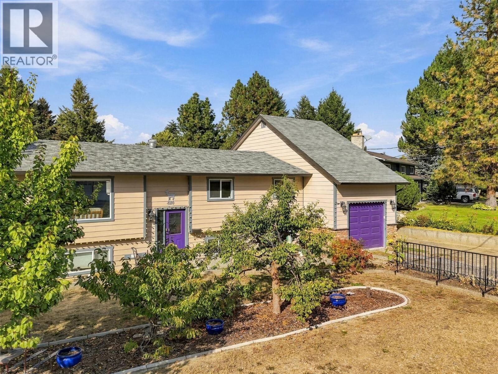 Property Photo: 4809 Bolean Drive BC V2H 1M3