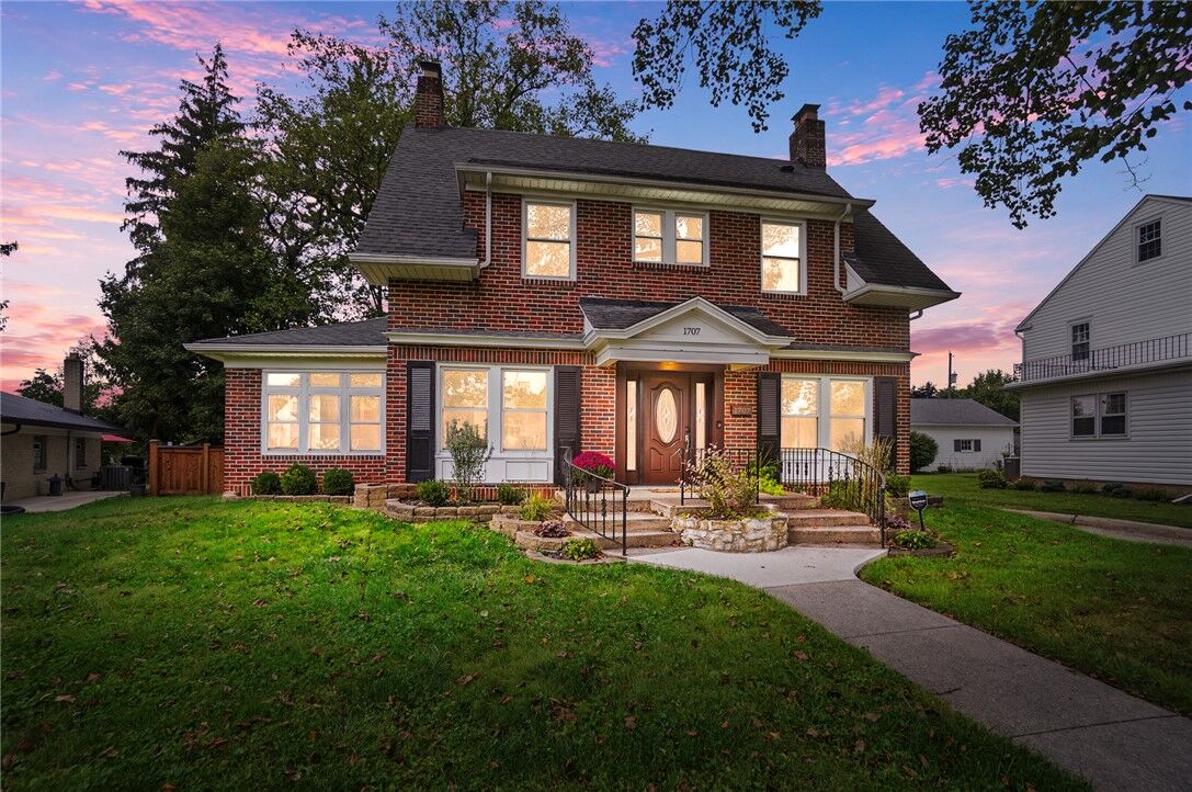 Property Photo:  1707 Longview Drive  OH 45504 