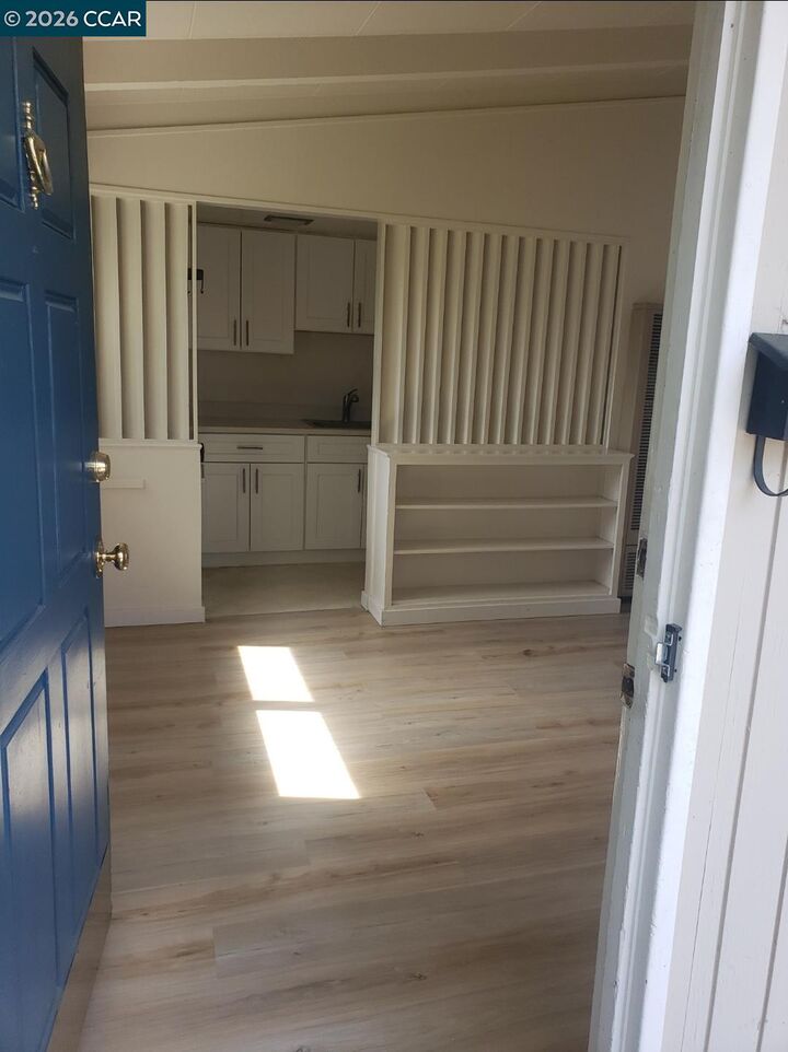 Property Photo: 903 East Street D CA 94549