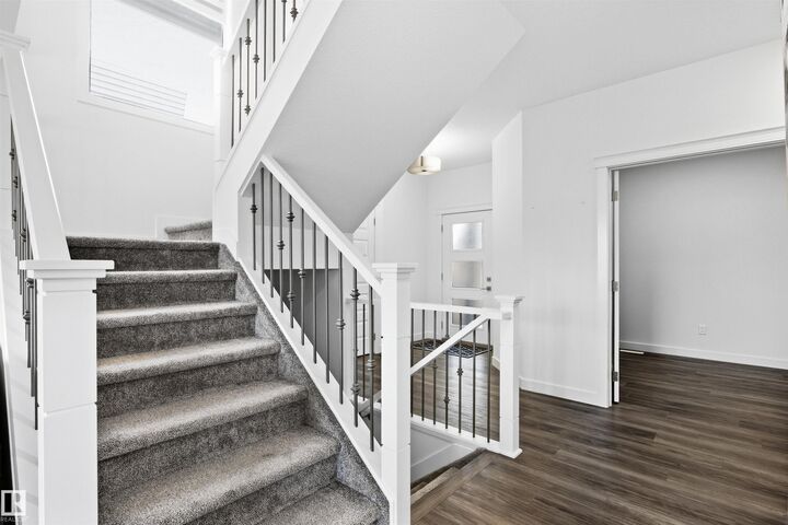 Property Photo:  2052 Cavanagh Drive SW  AB T6W 4E8 