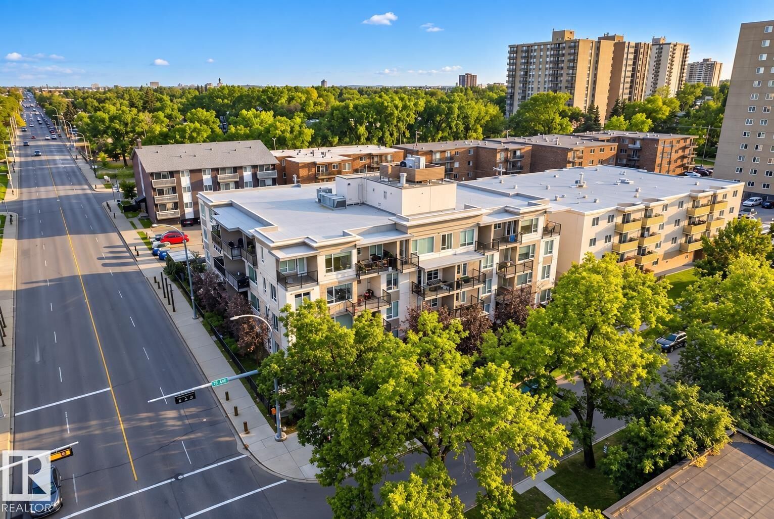 Property Photo:  9907 91 Avenue NW 408  AB T6E 2T7 
