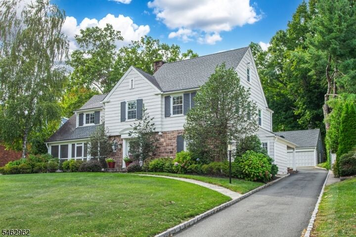Property Photo:  486 Ridgewood Ave  NJ 07028 