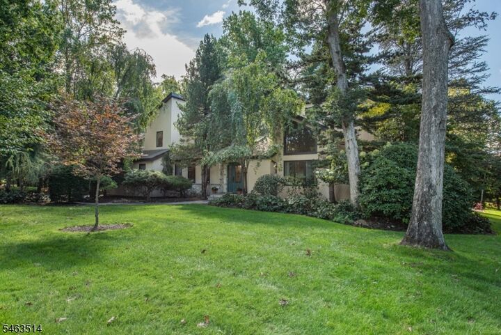 Property Photo:  15 McDonough Pl  NJ 07006 