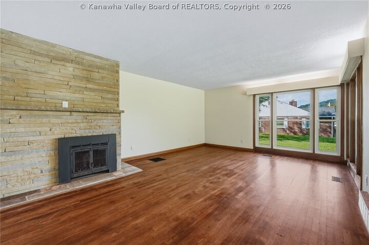 Property Photo: 711 Chappell Road WV 25304