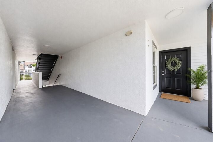 Property Photo:  2201 Key West Court 328  FL 34741 