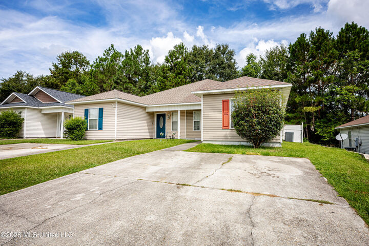 Property Photo: 5515 Quail Creek Circle MS 39540