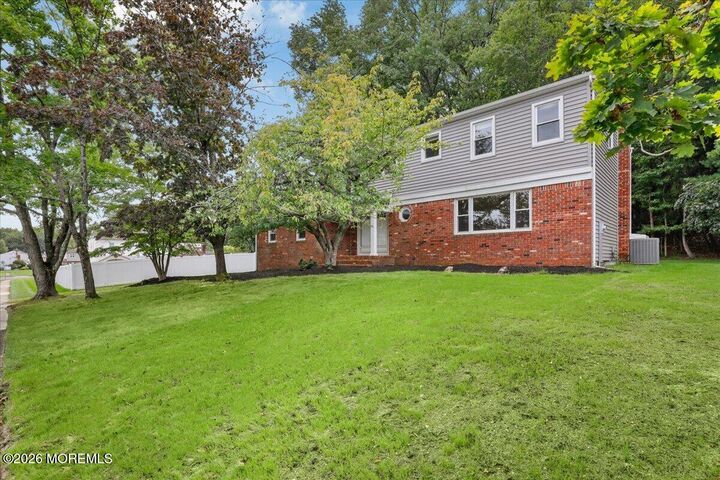 Property Photo:  11 Colts Brook Road  NJ 07746 