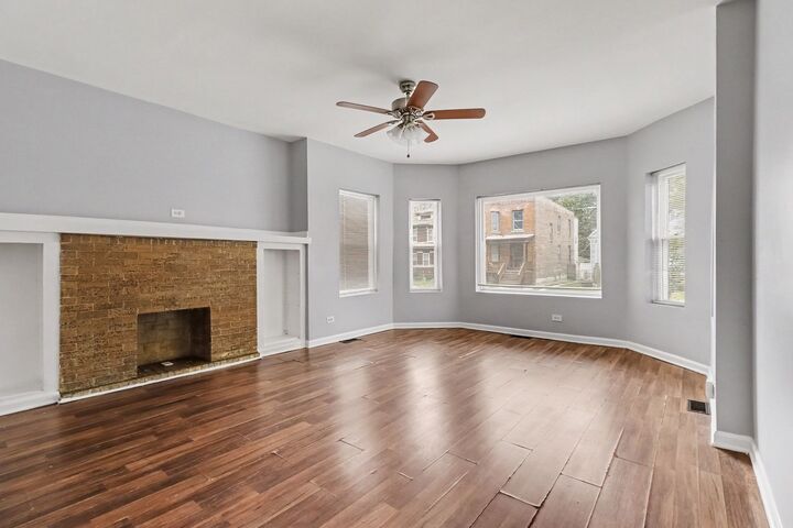 Property Photo:  6931 S Woodlawn Avenue  IL 60637 
