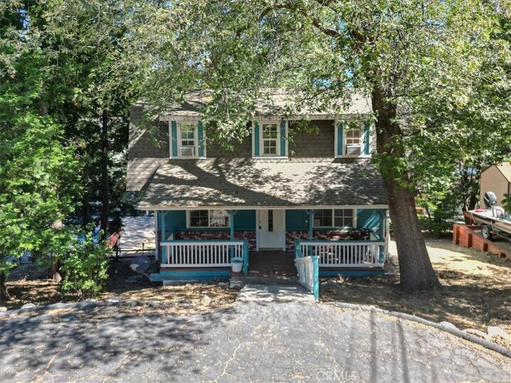 Property Photo: 107 Pine Ridge CA 92325