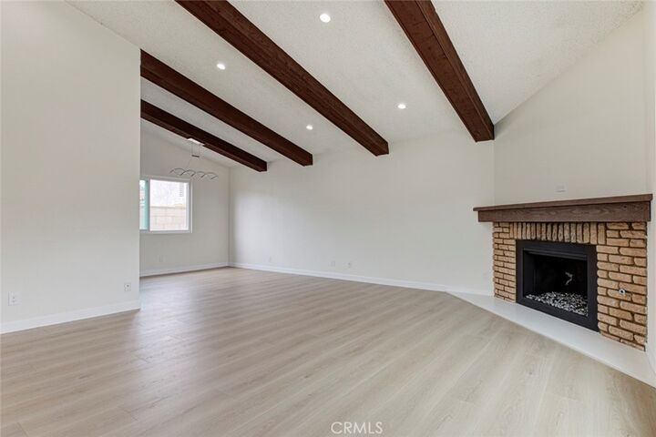 Property Photo: 821 N Maple B CA 91505