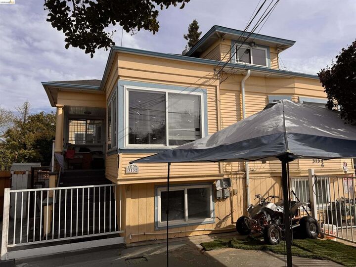 Property Photo:  3134 Pleitner Ave  CA 94602 