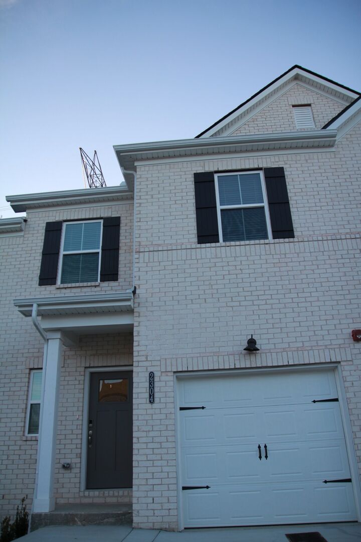 Property Photo:  204 Douglas Bend Rd 2304  TN 37066 