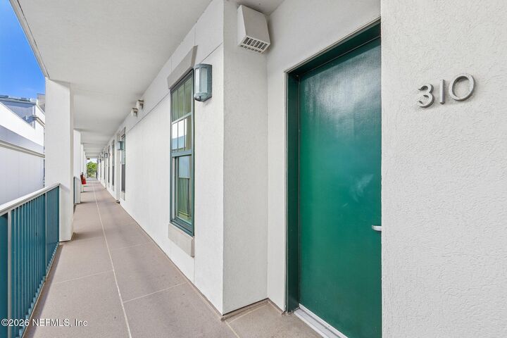 Property Photo:  1661 Riverside Avenue 310  FL 32204 