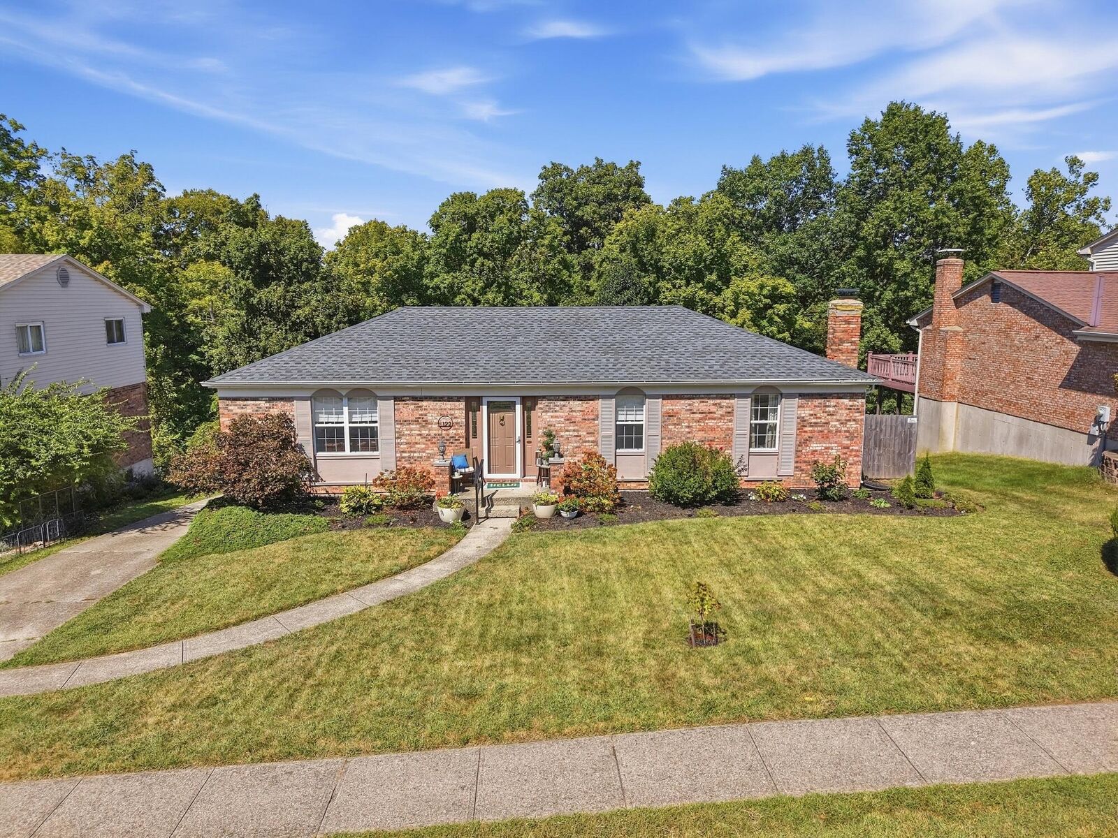 Property Photo:  122 Ridge Hill Drive  KY 41076 