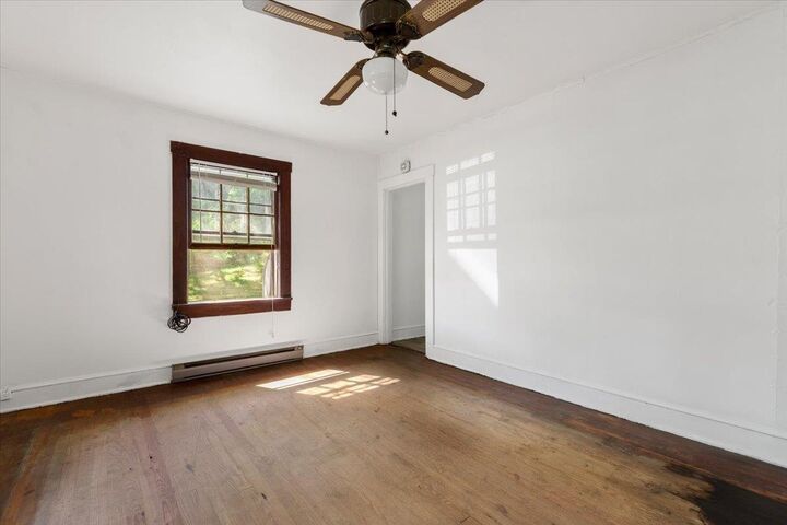 Property Photo:  211 Walton Road  VA 24141 